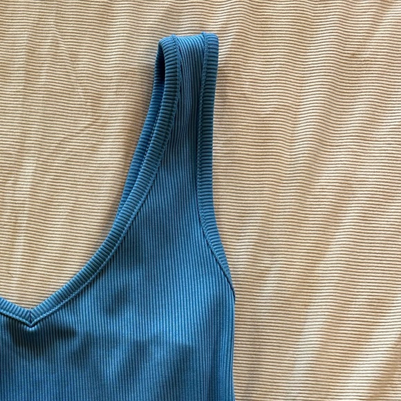 SHEIN Sky Blue Ribbed Tank - Picture 3 of 5